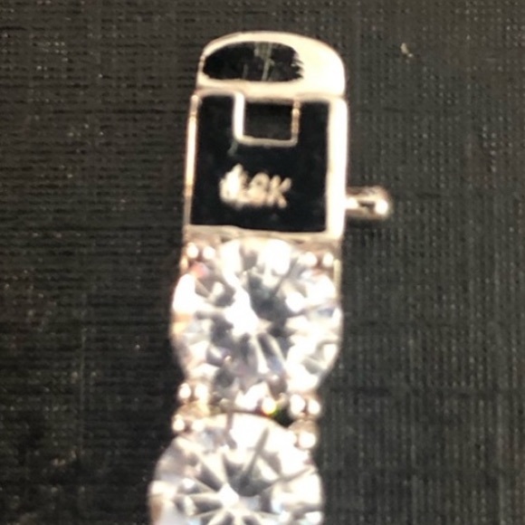 18k 75ct Tennis Necklace - Picture 15 of 15